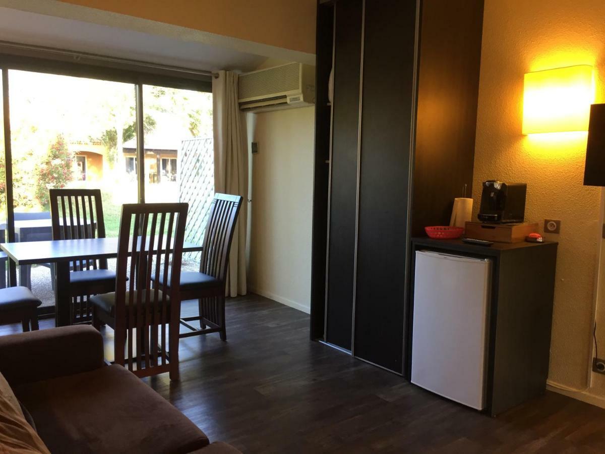 Appartement Village 7 En Residence De Vacances En Camargue Arles Eksteriør billede